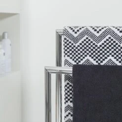 Sealskin Handdoekrek Tube Metaal Chroom 13 Sealskin Handdoekrek Tube Metaal Chroom -Badkamer Winkel 123 1858