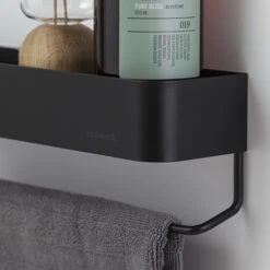 Sealskin Brix Wandrek Met Handdoekrek 55 Cm Zwart 23 Sealskin Brix Wandrek Met Handdoekrek 55 Cm Zwart -Badkamer Winkel 123 3325