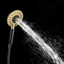 Tiger Regendoucheset Akcent Zwart Messing 14 Tiger Regendoucheset Akcent Zwart Messing -Badkamer Winkel 123 4200