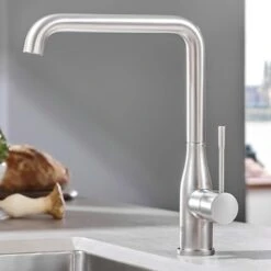 GROHE Keukenkraan Essence L-size Met Hendel Supersteel 9 GROHE Keukenkraan Essence L-size Met Hendel Supersteel -Badkamer Winkel 123 8735