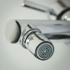 Tiger Splash Straalregelaar Wastafelkraan Met Kogelgewricht Waterbesparend Chroom M22/M24 -Badkamer Winkel 123 8880